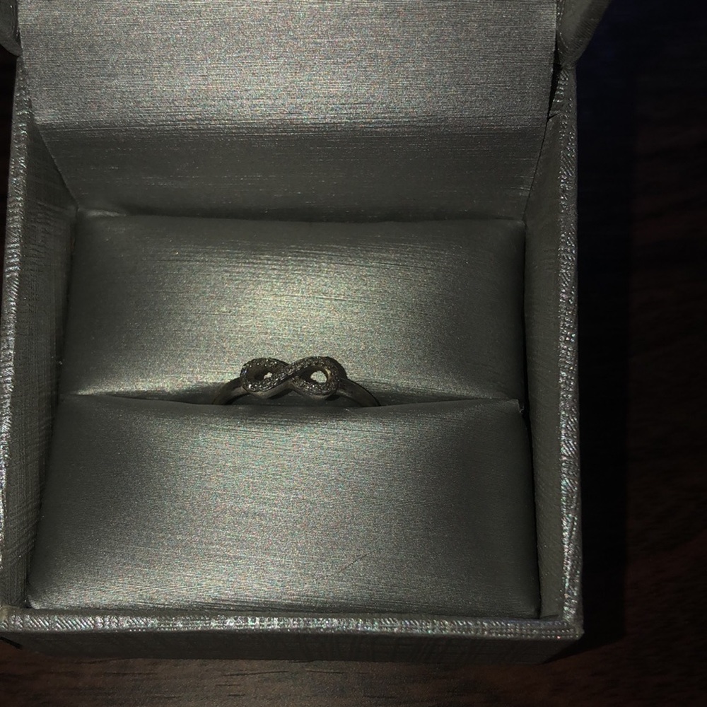 Infinity Ring - Picture 5 of 5